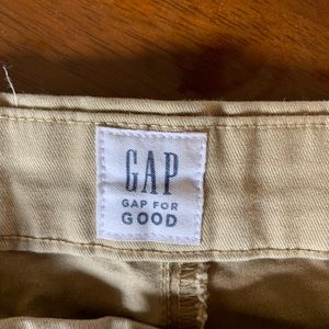 New GAP Khakis 40x30